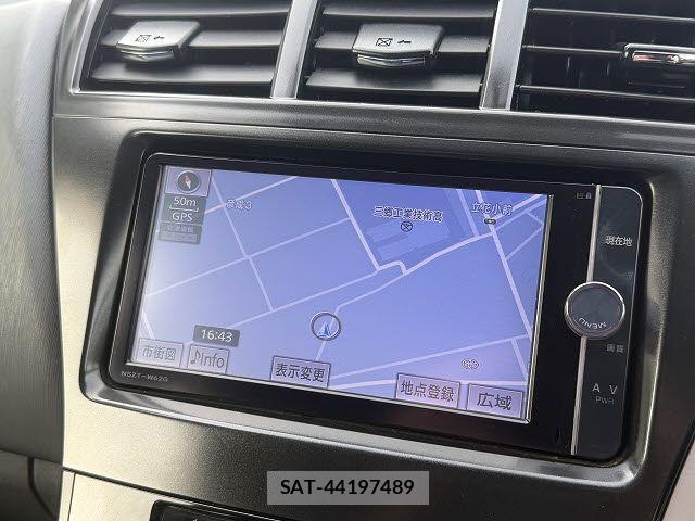 Toyota PRIUS ALPHA 2013-07 7509754-11
