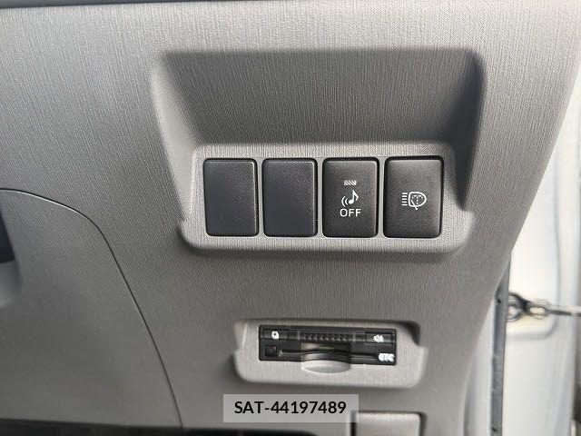 Toyota PRIUS ALPHA 2013-07 7509754-15