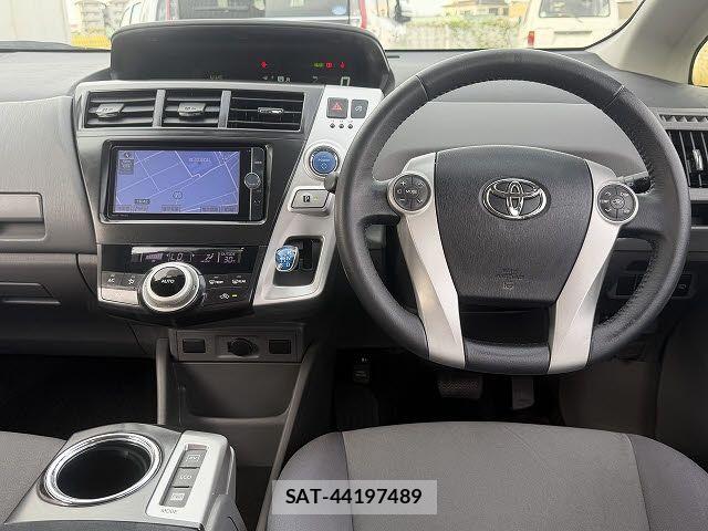 Toyota PRIUS ALPHA 2013-07 7509754-1