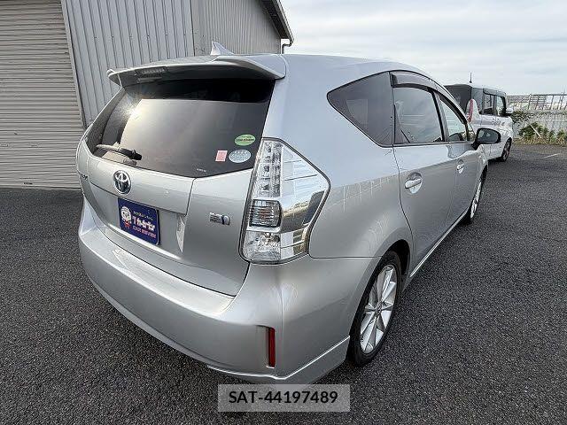 Toyota PRIUS ALPHA 2013-07 7509754-3