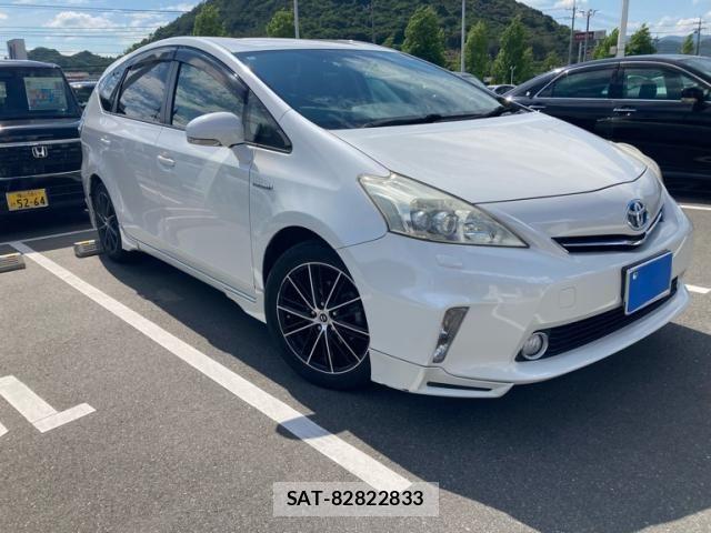 Toyota PRIUS ALPHA 2012-08 7502385-2