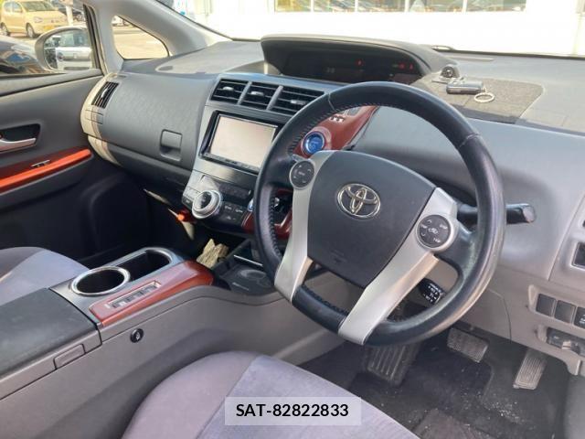 Toyota PRIUS ALPHA 2012-08 7502385-5
