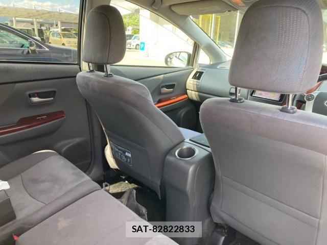 Toyota PRIUS ALPHA 2012-08 7502385-7
