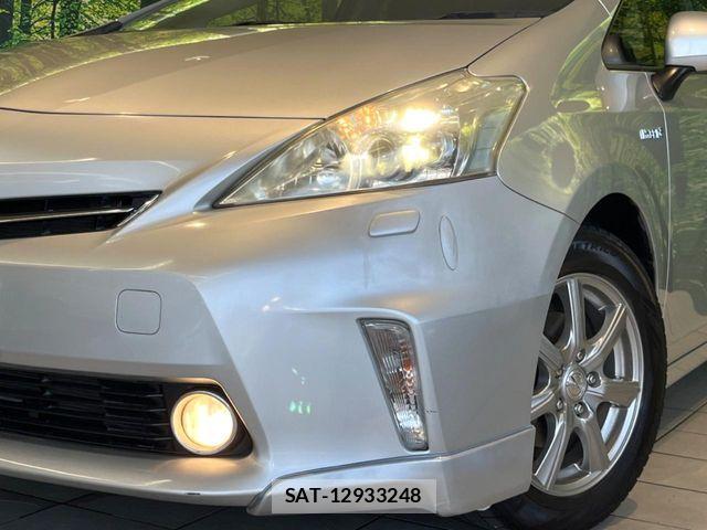 Toyota PRIUS ALPHA 2011-08 7502384-11