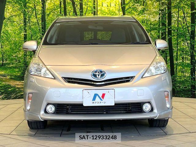 Toyota PRIUS ALPHA 2011-08 7502384-13