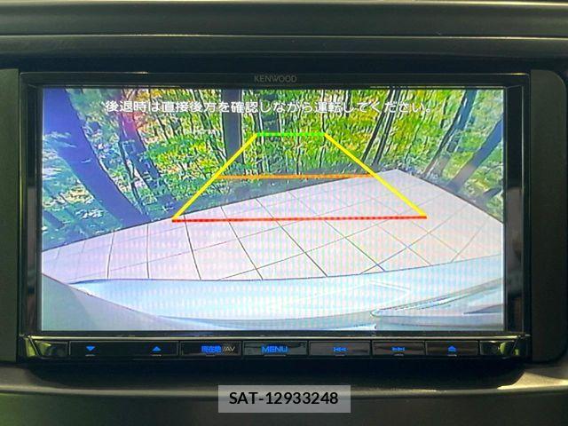 Toyota PRIUS ALPHA 2011-08 7502384-3