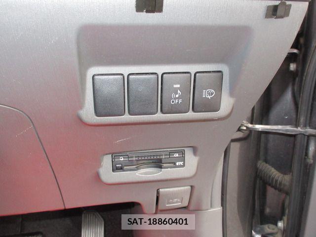 Toyota PRIUS ALPHA 2011-07 7502382-9