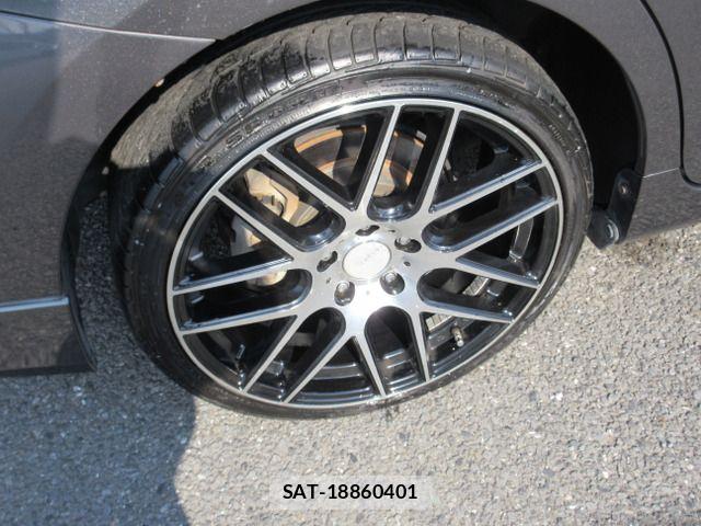 Toyota PRIUS ALPHA 2011-07 7502382-15