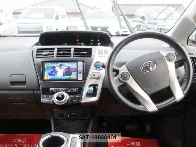 Toyota PRIUS ALPHA 2011-07 7502382-6