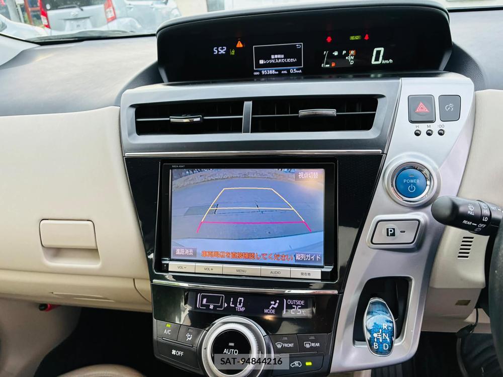 Toyota PRIUS ALPHA 2015-03 7491201-17