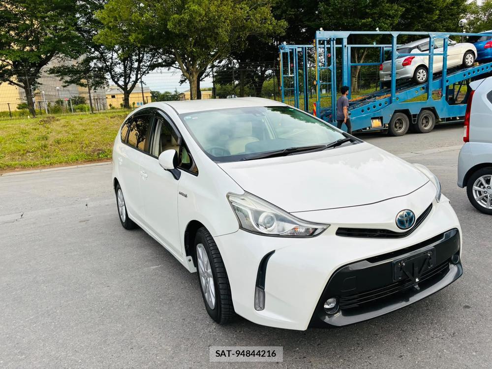 Toyota PRIUS ALPHA 2015-03 7491201-6