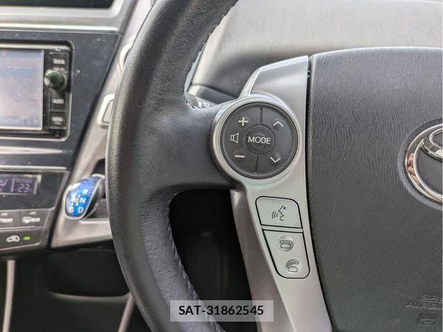Toyota PRIUS ALPHA 2015-05 7509753-14