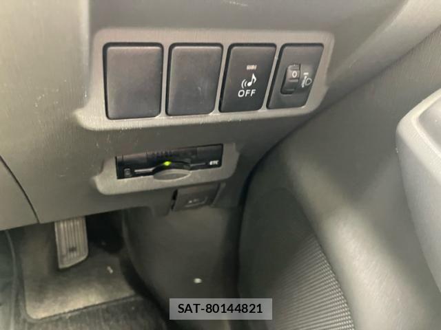 Toyota PRIUS ALPHA 2011-10 7502387-21