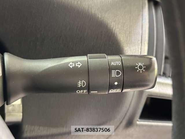 Toyota PRIUS ALPHA 2016-02 7502372-11