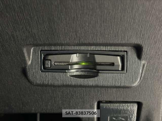 Toyota PRIUS ALPHA 2016-02 7502372-13
