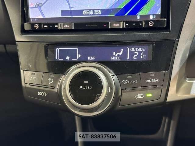 Toyota PRIUS ALPHA 2016-02 7502372-24