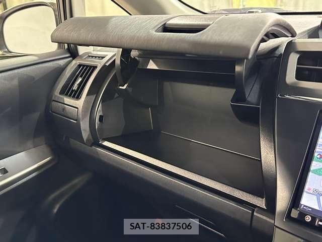 Toyota PRIUS ALPHA 2016-02 7502372-25