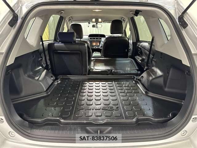 Toyota PRIUS ALPHA 2016-02 7502372-29