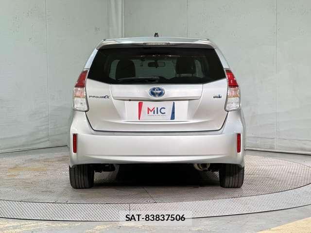 Toyota PRIUS ALPHA 2016-02 7502372-6