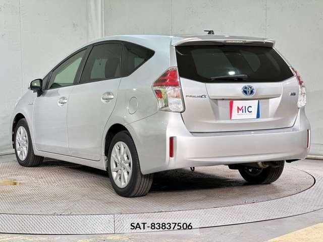 Toyota PRIUS ALPHA 2016-02 7502372-7