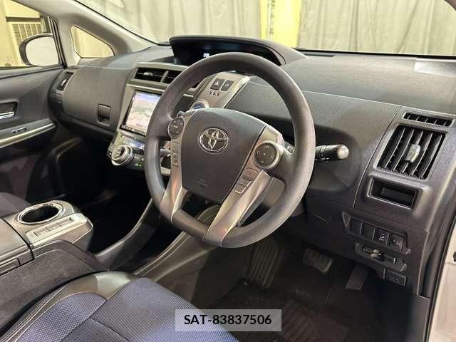 Toyota PRIUS ALPHA 2016-02 7502372-8