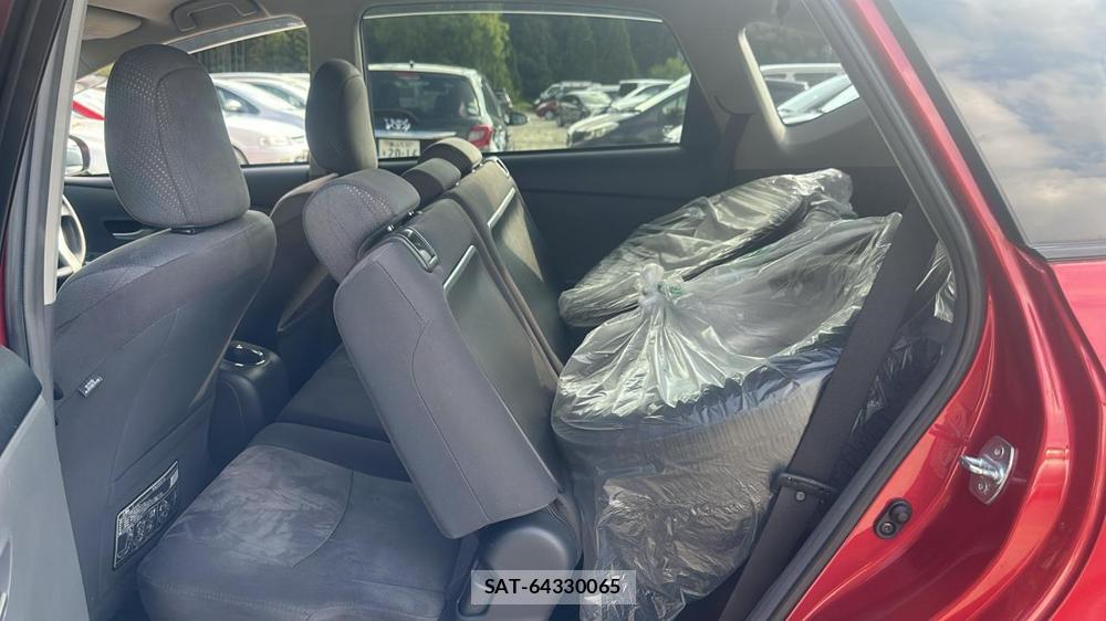 Toyota PRIUS ALPHA 2012 7282476-9