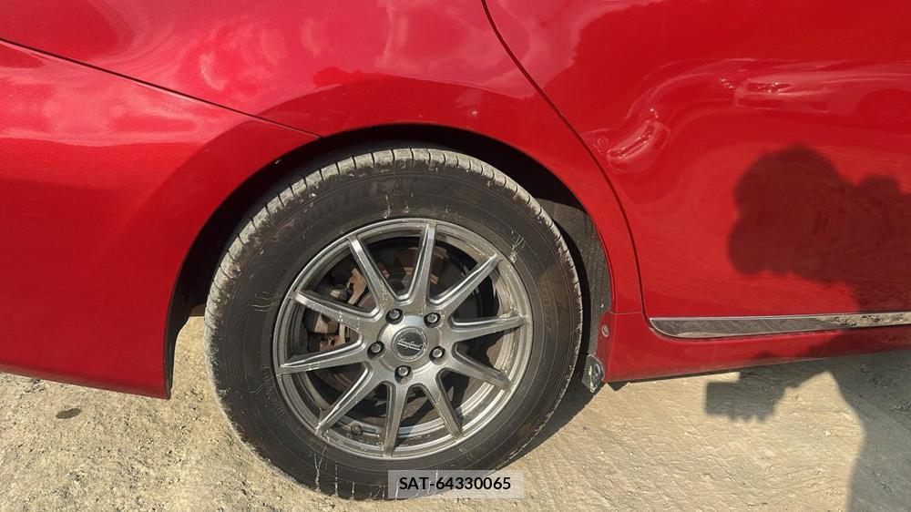 Toyota PRIUS ALPHA 2012 7282476-26
