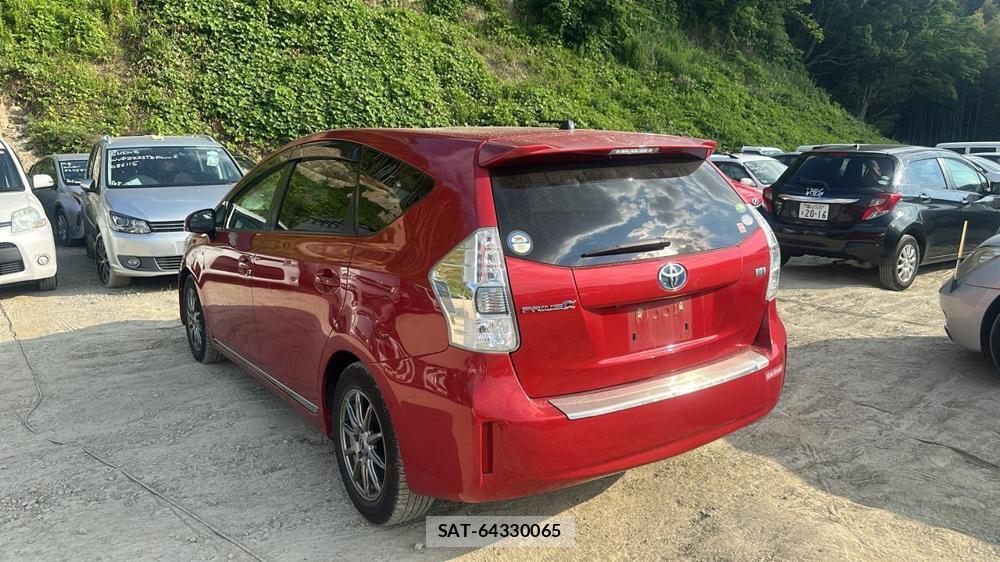 Toyota PRIUS ALPHA 2012 7282476-2