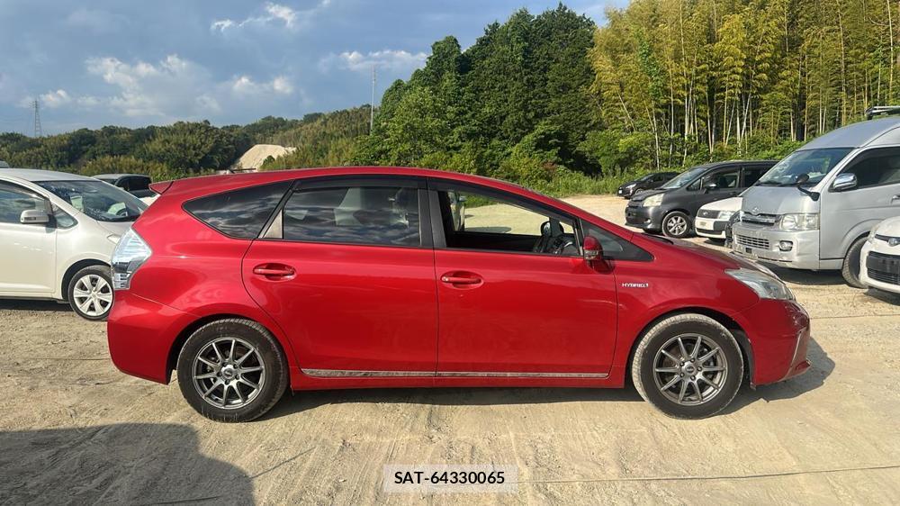 Toyota PRIUS ALPHA 2012 7282476-5