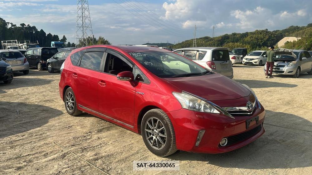 Toyota PRIUS ALPHA 2012 7282476-6