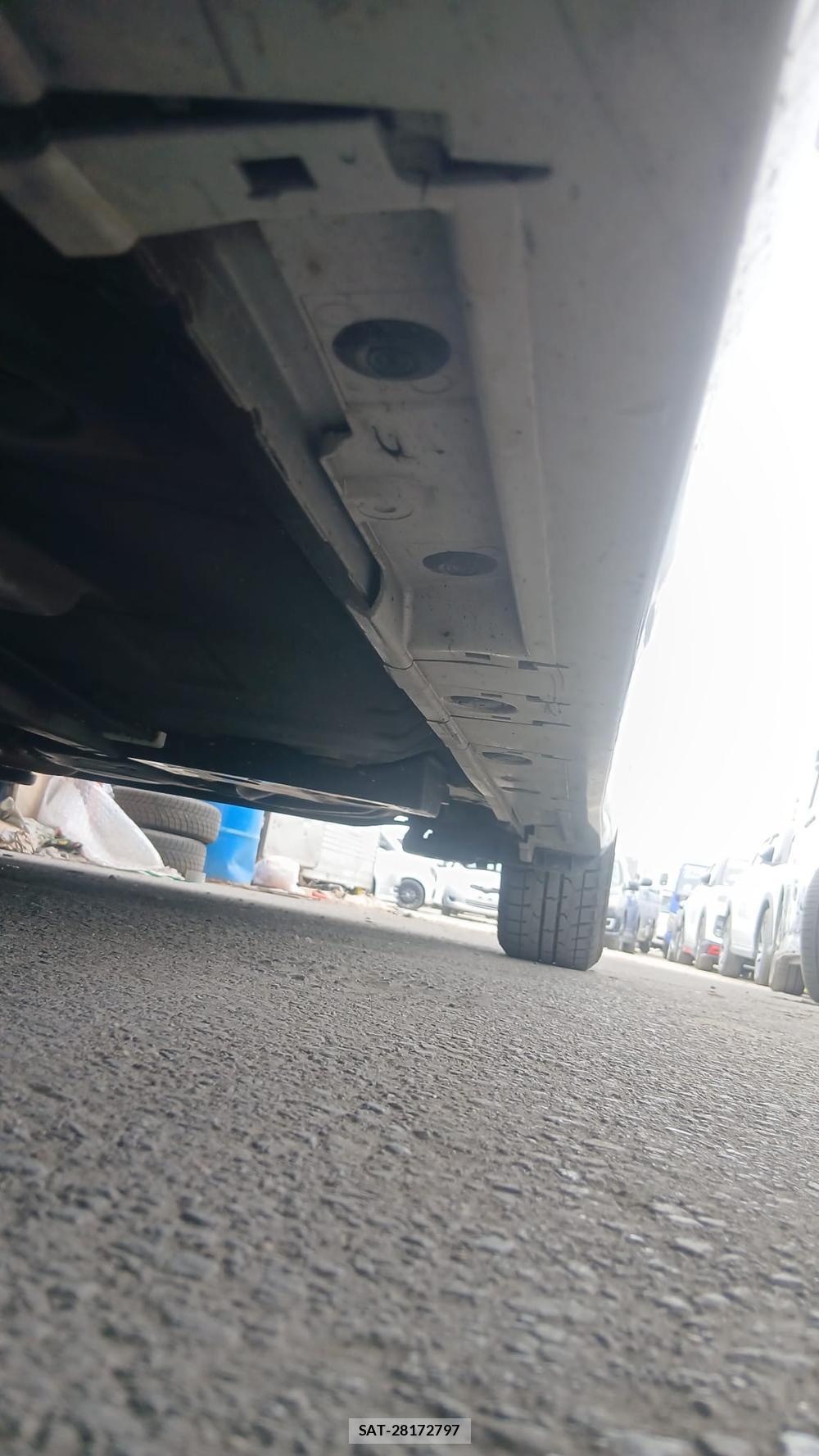 Toyota PRIUS ALPHA 2012 6844769-33