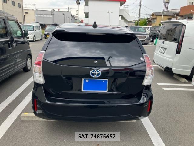Toyota PRIUS ALPHA 2015-02 7562677-9