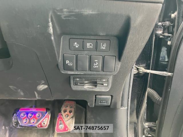 Toyota PRIUS ALPHA 2015-02 7562677-19