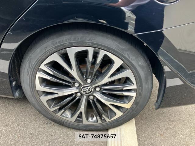 Toyota PRIUS ALPHA 2015-02 7562677-6