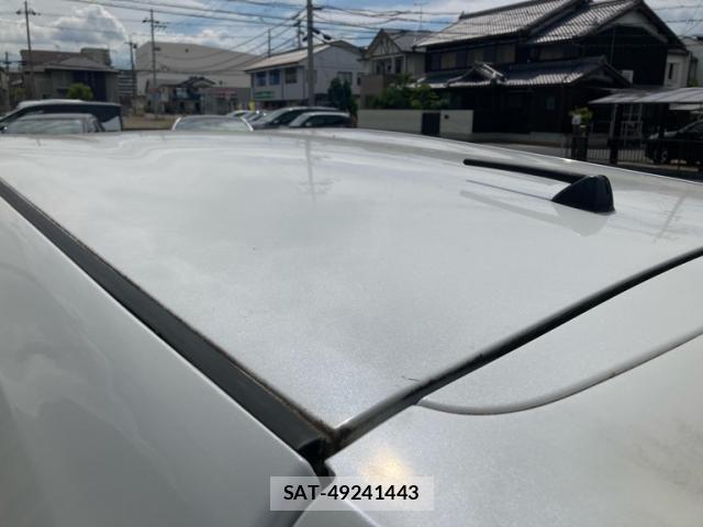 Toyota PRIUS ALPHA 2011-11 7562685-10