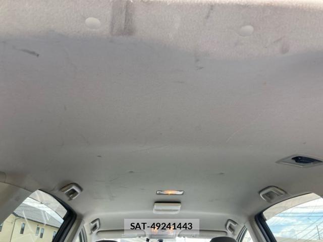 Toyota PRIUS ALPHA 2011-11 7562685-17
