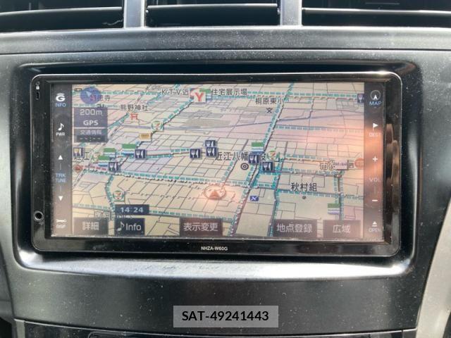 Toyota PRIUS ALPHA 2011-11 7562685-21