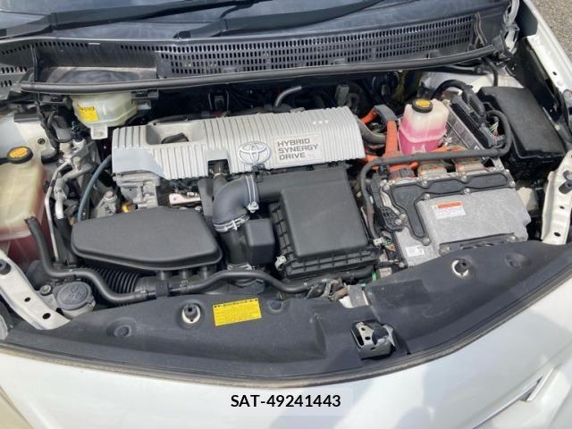 Toyota PRIUS ALPHA 2011-11 7562685-28