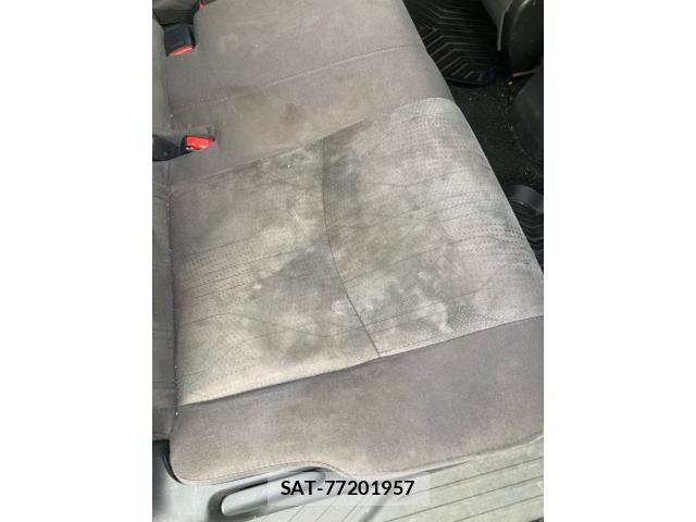 Toyota PRIUS ALPHA 2011-10 7562678-24