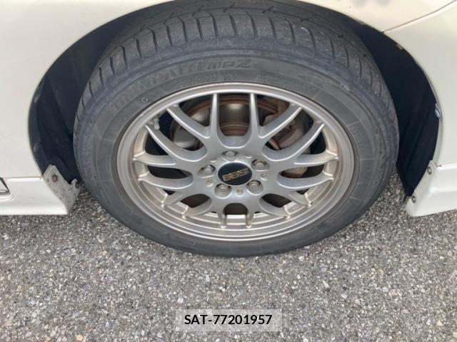Toyota PRIUS ALPHA 2011-10 7562678-4