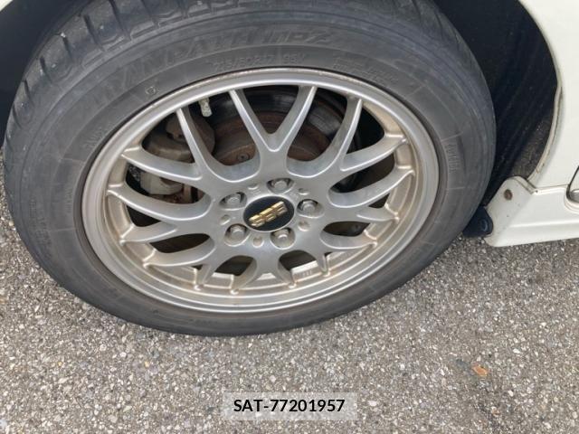 Toyota PRIUS ALPHA 2011-10 7562678-5