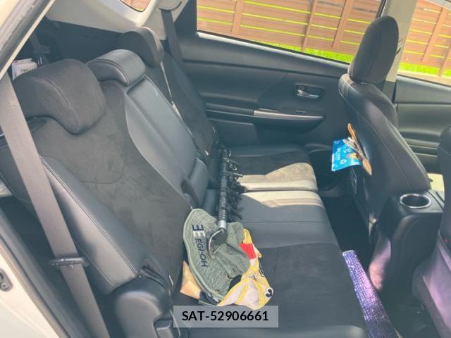 Toyota PRIUS ALPHA 2017-01 7562676-11