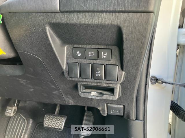 Toyota PRIUS ALPHA 2017-01 7562676-15