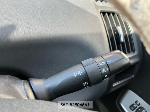 Toyota PRIUS ALPHA 2017-01 7562676-19
