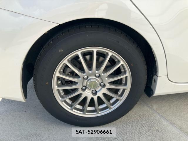 Toyota PRIUS ALPHA 2017-01 7562676-4