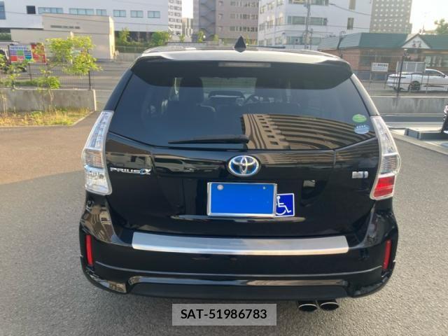Toyota PRIUS ALPHA 2013-09 7619374-10