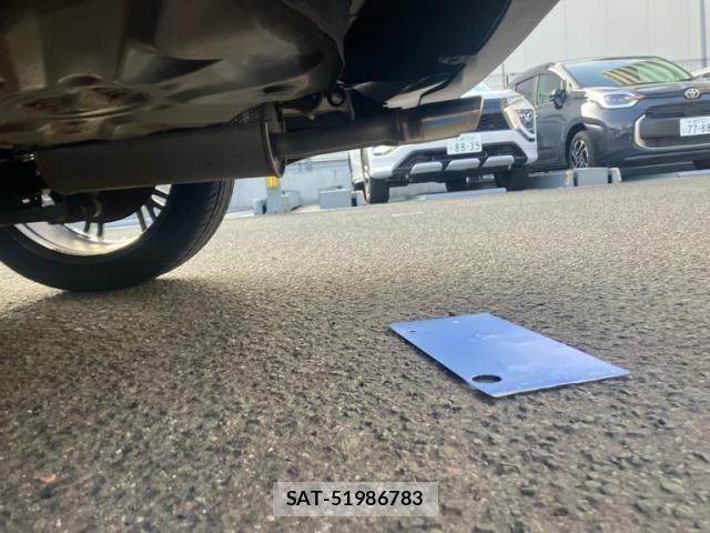 Toyota PRIUS ALPHA 2013-09 7619374-14