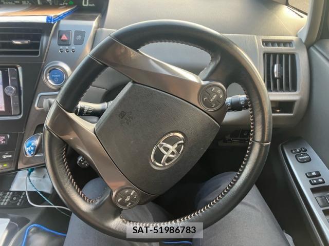 Toyota PRIUS ALPHA 2013-09 7619374-18