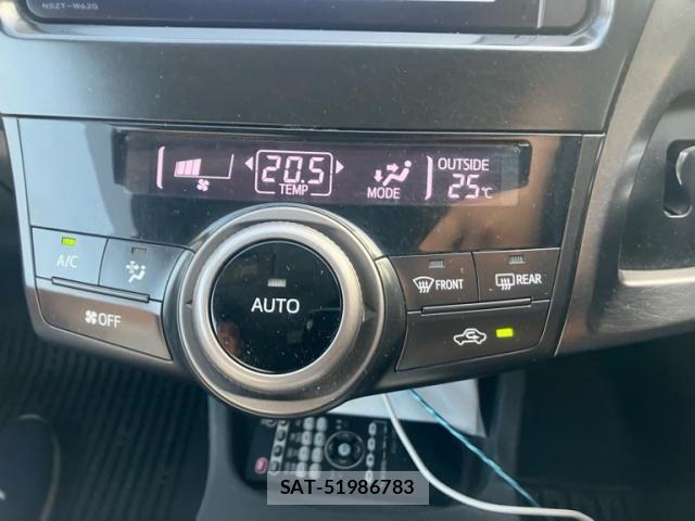 Toyota PRIUS ALPHA 2013-09 7619374-20