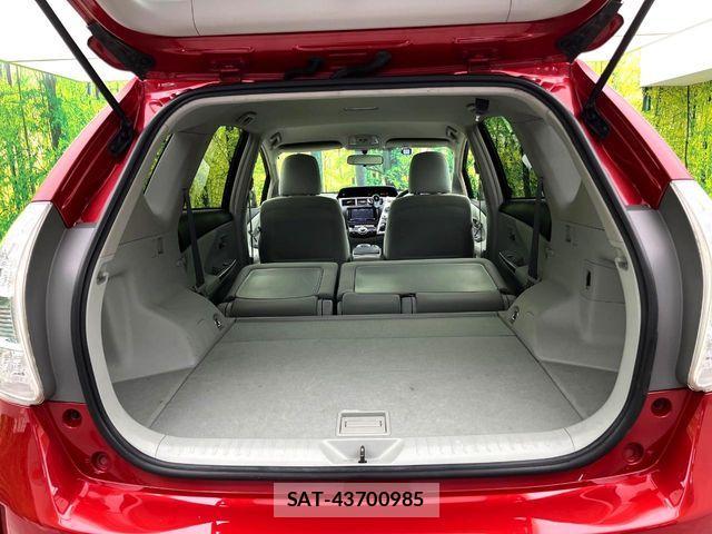 Toyota PRIUS ALPHA 2012-10 7619384-10